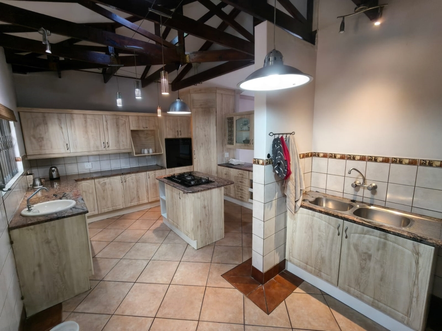 4 Bedroom Property for Sale in Safari Gardens North West